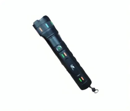 كشاف يدوي LED قابل للشحن P100